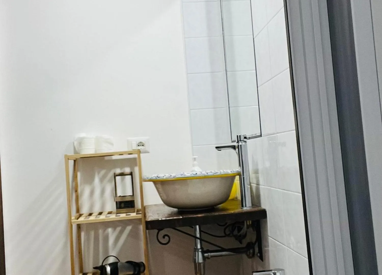 Studios Osterio Cefalu